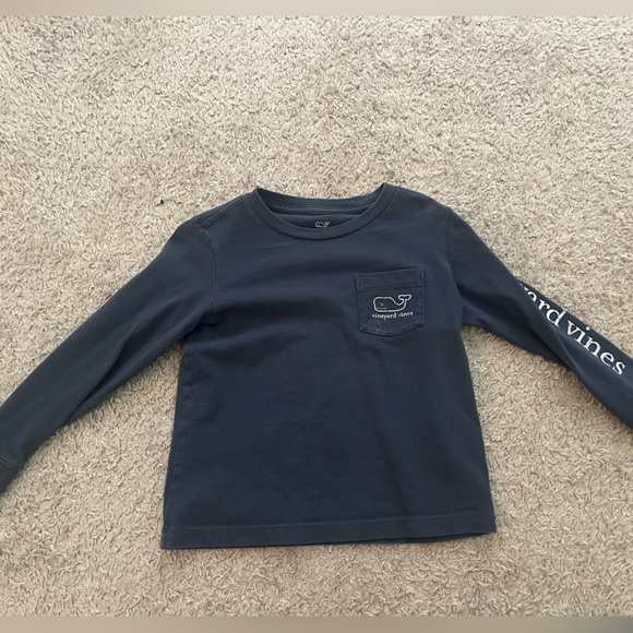 3 shirts! Easter Vineyard Vines + 2 more!
Bundle Toddler Vineyard Vines Shirts - Picture 2 of 9